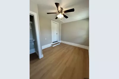 112 E Lakeview, Henderson, TX 75652 - Photo 18