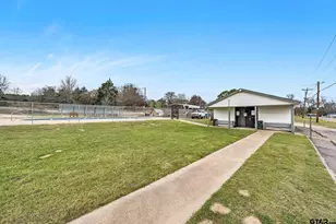 360 W Elm St, Murchison, TX 75778 - Photo 36