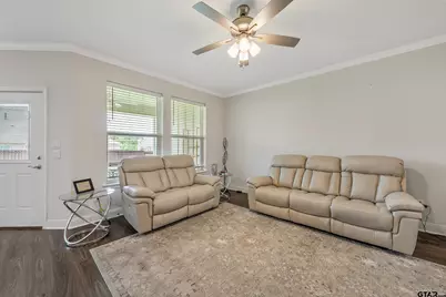 6074 Hamilton Meadows Way, Tyler, TX 75703 - Photo 6