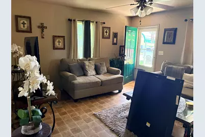 403 Short St., Troup, TX 75789 - Photo 6