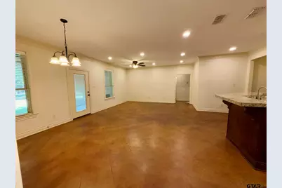 19425 County Road 2138, Troup, TX 75789 - Photo 6
