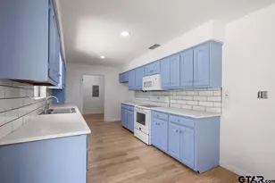 208 Treetop Ln, Hideaway, TX 75771 - Photo 12