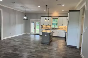 323 Eastdale Ln, Bullard, TX 75757 - Photo 4