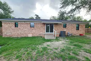 211 Betts, Lindale, TX 75771 - Photo 16