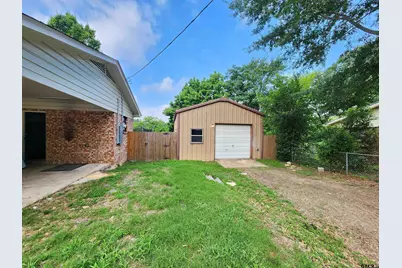 211 Betts, Lindale, TX 75771 - Photo 20
