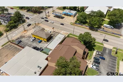528 S Broadway Avenue, Tyler, TX 75702 - Photo 36