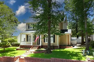3921 Hanover Pl, Tyler, TX 75701 - Photo 2