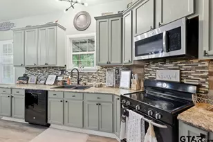 339 Williams Rd, Gilmer, TX 75645 - Photo 16