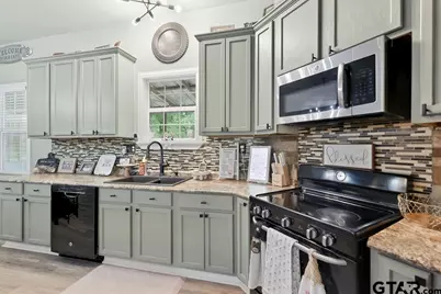 339 Williams Rd, Gilmer, TX 75645 - Photo 16