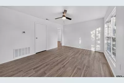 2313 Danica Dr, Tyler, TX 75701 - Photo 8