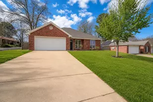 123 S Palmer Ave, Tyler, TX 75702 - Photo 2