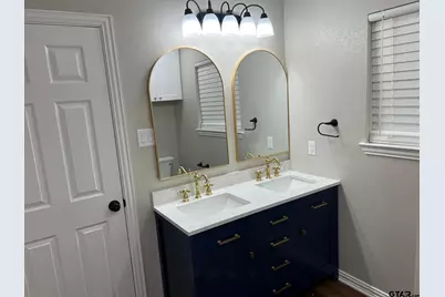 2403 Breckenridge, Tyler, TX 75702 - Photo 34