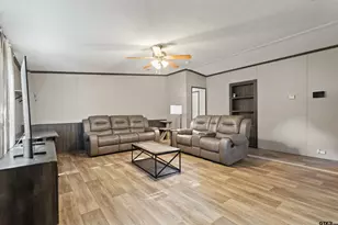 17210 Countrywood, Lindale, TX 75771 - Photo 8