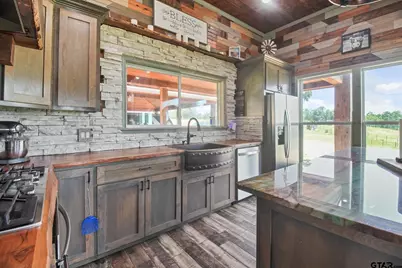 13687 Cr 4188, Henderson, TX 75654 - Photo 28