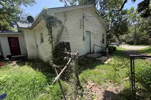 405 E South St, Overton, TX 75684 - Photo 14
