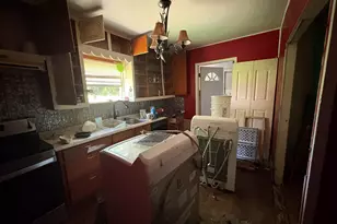 405 E South St, Overton, TX 75684 - Photo 16