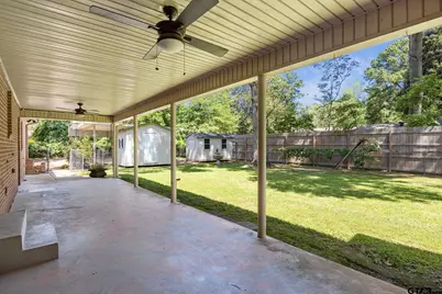 909 Woodlawn, Kilgore, TX 75662 - Photo 28