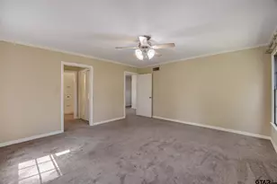 909 Woodlawn, Kilgore, TX 75662 - Photo 16