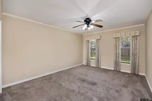 909 Woodlawn, Kilgore, TX 75662 - Photo 14