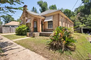 106 N College St, Marshall, TX 75670 - Photo 2