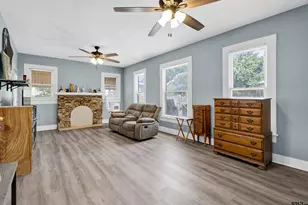 106 N College St, Marshall, TX 75670 - Photo 16