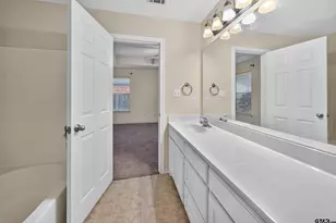 11185 Meadows Dr, Flint, TX 75762 - Photo 14