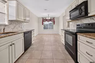 11185 Meadows Dr, Flint, TX 75762 - Photo 8