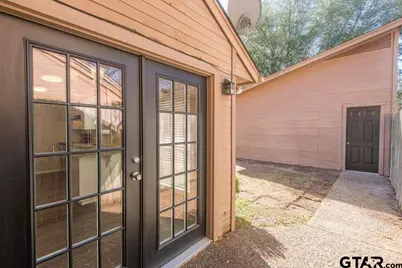 5823 Hollytree, Tyler, TX 75703 - Photo 26