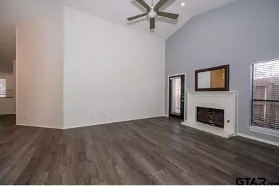 5901 Hollytree, Tyler, TX 75703 - Photo 2