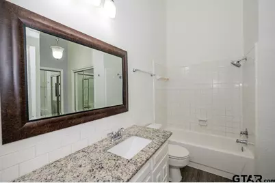 5901 Hollytree, Tyler, TX 75703 - Photo 14