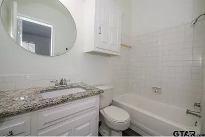 5901 Hollytree, Tyler, TX 75703 - Photo 20