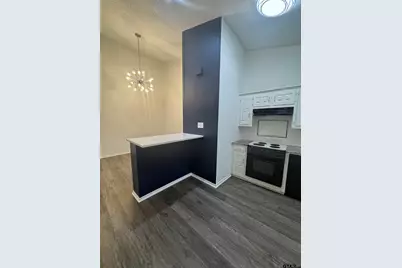 5901 Hollytree, Tyler, TX 75703 - Photo 6