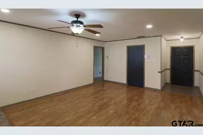 700 David Dr, Tyler, TX 75703 - Photo 8