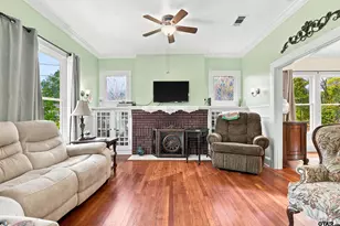 542 Jefferson, Pittsburg, TX 75686 - Photo 6