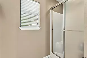 709 Glazner, Hawkins, TX 75765 - Photo 20