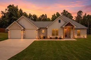 19421 Cedarpark Pl, Lindale, TX 75771 - Photo 2
