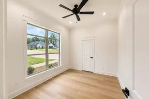 19421 Cedarpark Pl, Lindale, TX 75771 - Photo 8
