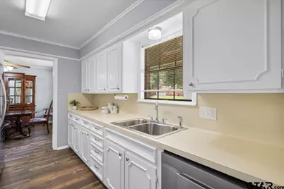 1100 Foxglove Lane, Tyler, TX 75703 - Photo 12