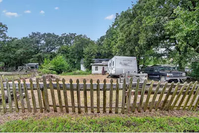 343 Southern Oaks Dr, Streetman, TX 75859 - Photo 2