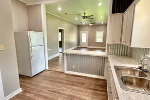 156 Sycamore St, Alto, TX 75925 - Photo 6