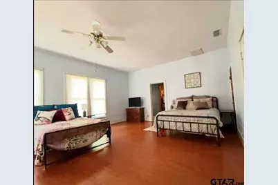 202 Graham St, Mineola, TX 75773 - Photo 4