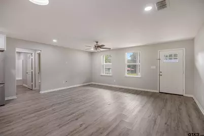 427 Garrett Circle, Winona, TX 75792 - Photo 4