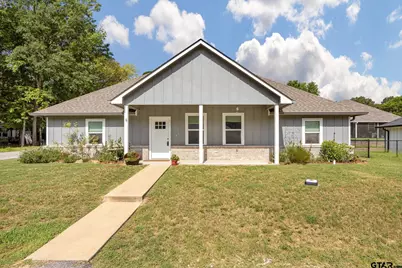 427 Garrett Circle, Winona, TX 75792 - Photo 1