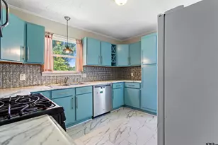 1126 Skyline St, Tyler, TX 75701 - Photo 14