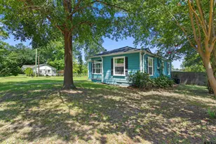 1126 Skyline St, Tyler, TX 75701 - Photo 2