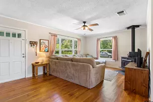 1126 Skyline St, Tyler, TX 75701 - Photo 6