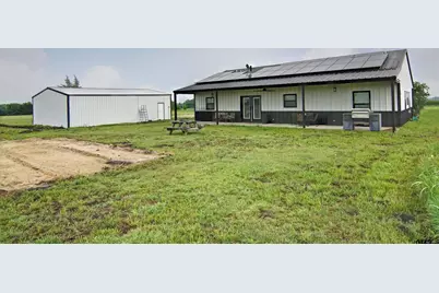7400 Cr 4726, Wolfe City, TX 75496 - Photo 28