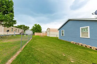 404 Holiday Village Dr, Quitman, TX 75783 - Photo 18