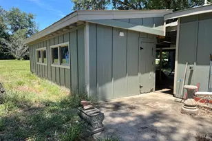 4955 State Hwy 64, Ben Wheeler, TX 75754 - Photo 20