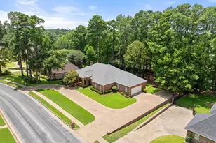 5603 Elderwood Dr, Tyler, TX 75703 - Photo 4